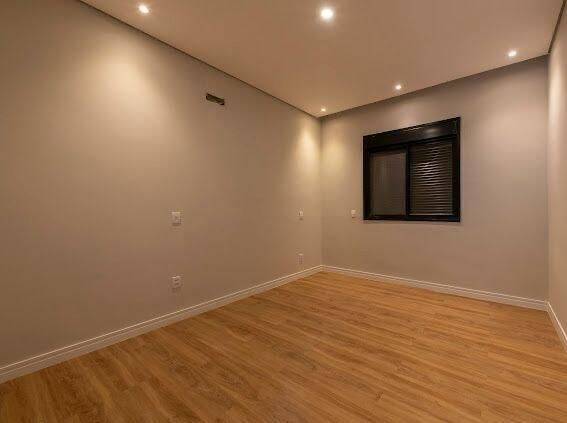 Casa à venda com 4 quartos, 340m² - Foto 10