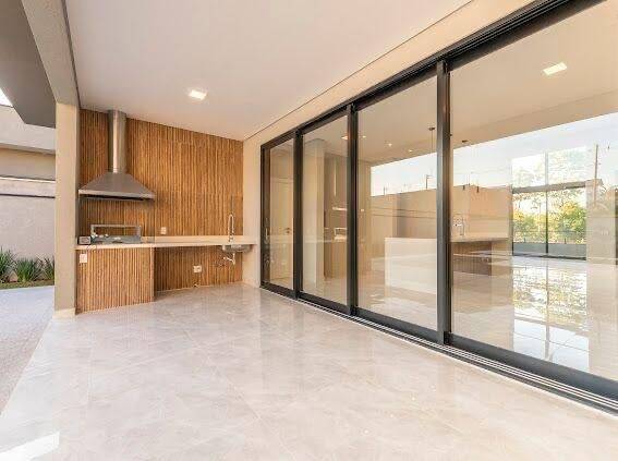 Casa à venda com 4 quartos, 340m² - Foto 18