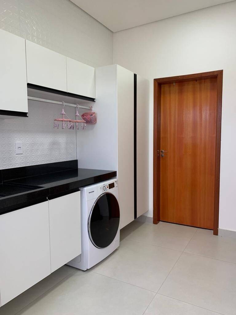 Casa à venda com 4 quartos, 310m² - Foto 13