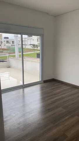 Casa à venda com 4 quartos, 275m² - Foto 9