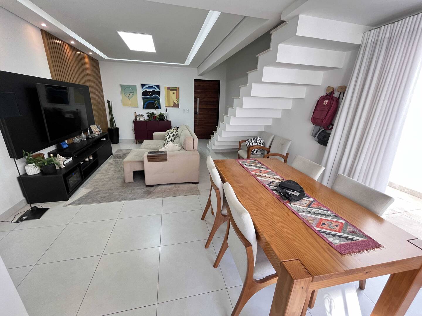 Casa de Condomínio à venda com 3 quartos, 180m² - Foto 2