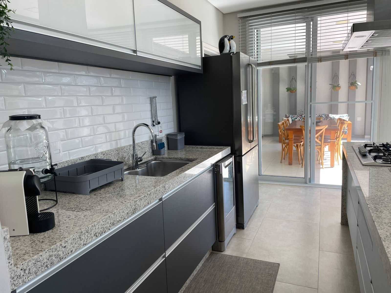 Casa de Condomínio à venda com 3 quartos, 350m² - Foto 13