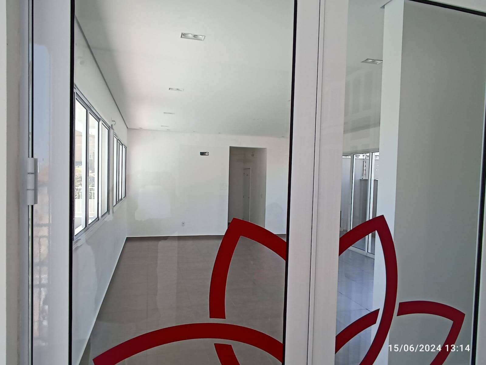 Apartamento à venda com 2 quartos, 62m² - Foto 21