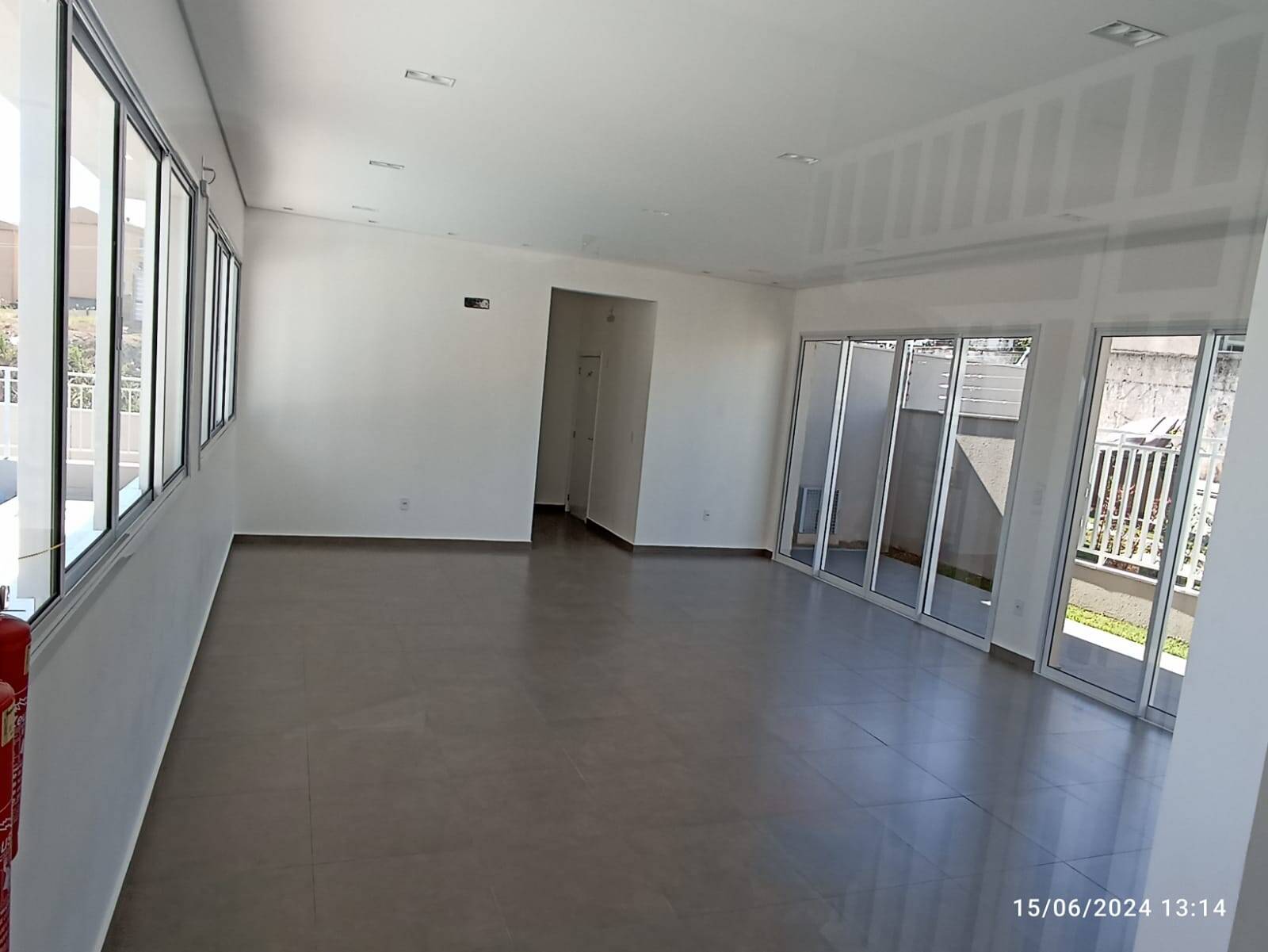 Apartamento à venda com 2 quartos, 62m² - Foto 22