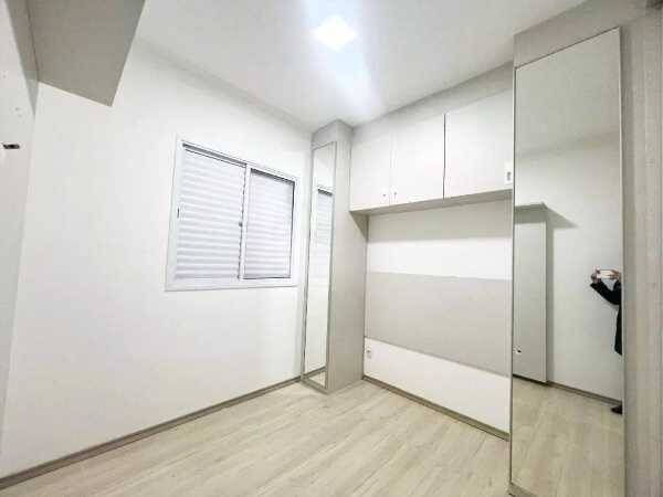 Apartamento à venda com 2 quartos, 53m² - Foto 11