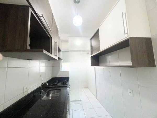 Apartamento à venda com 2 quartos, 53m² - Foto 2